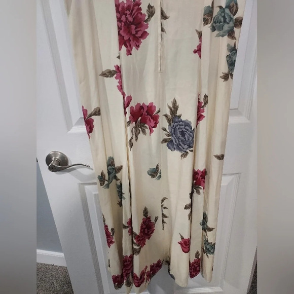 Vintage En Focus Cream Floral Sleeveless Maxi Dress in Size 13/14 - Picture 10 of 13